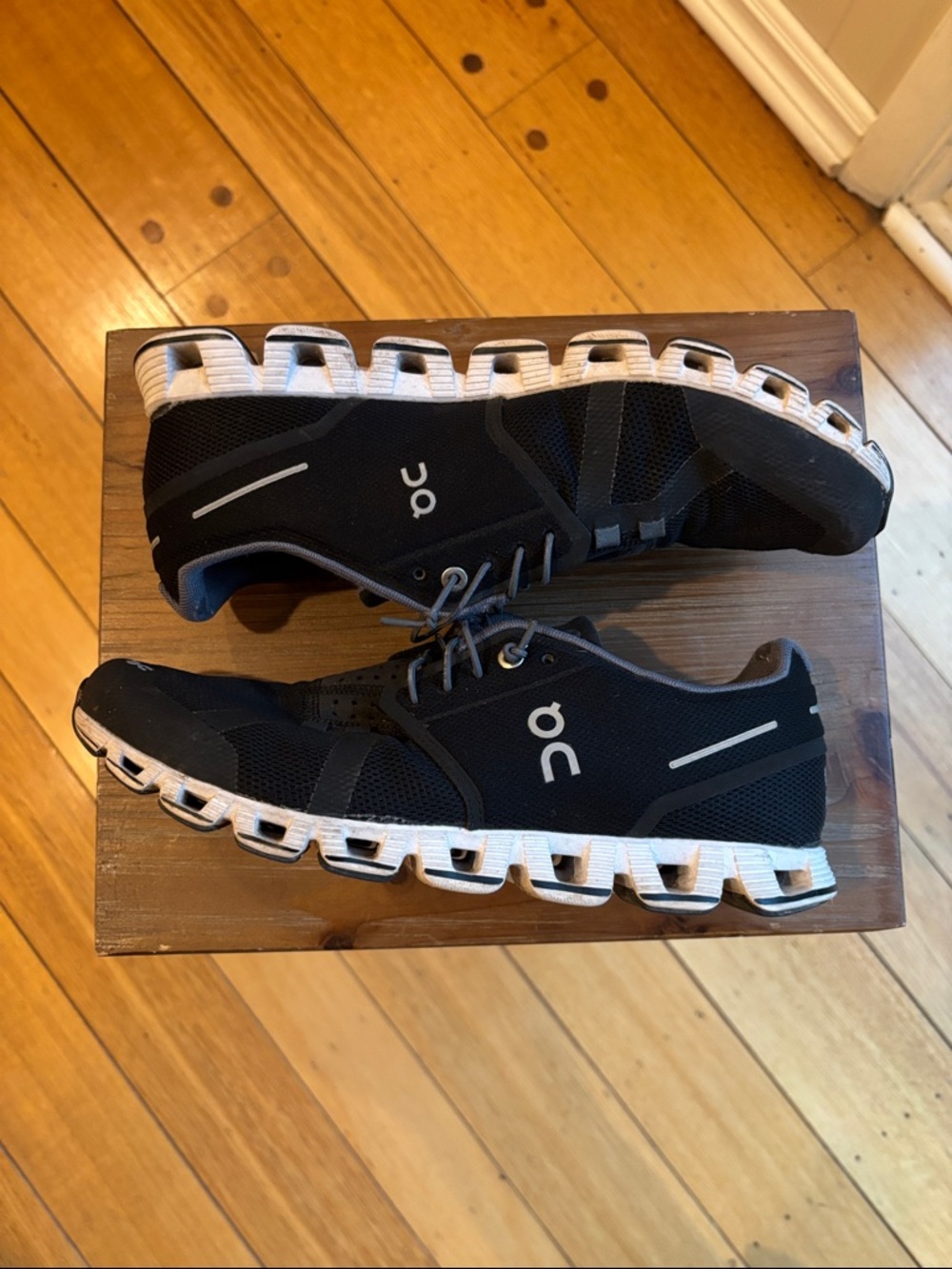 On Running Black and White Women's Cloud Athletic Sneakers - Picture 6 of 8